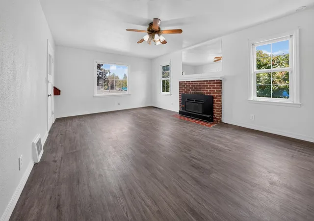 Photo 4 of Single family home for sale at 1658 E Rich Ave, Spokane, WA 99207 | MLS# 202623268 | Listing updated on 2026-10-06
