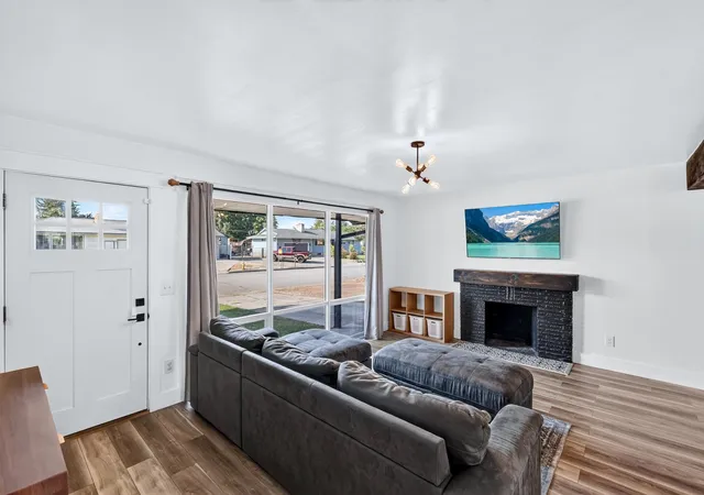 Photo 4 of Sale Pending at 15815 E Heroy Ave, Spokane, WA 99216 | MLS# 202623273 | Listing updated on 2026-09-01