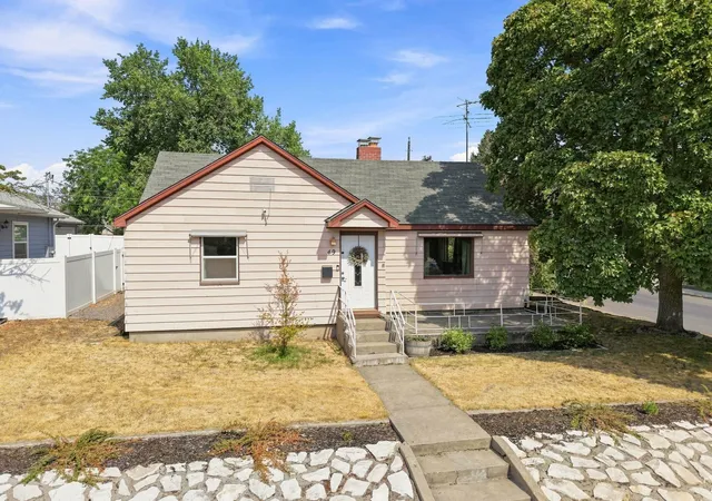 Photo 3 of Single family home for sale at 49 E Providence Ave, Spokane, WA 99207 | MLS# 202623280 | Listing updated on 2026-09-29