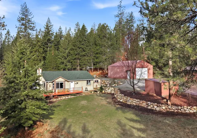 Photo 1 of Single family home for sale at 702 Mccammon Dr, Elk, WA 99009 | MLS# 202623286 | Listing updated on 2026-09-06
