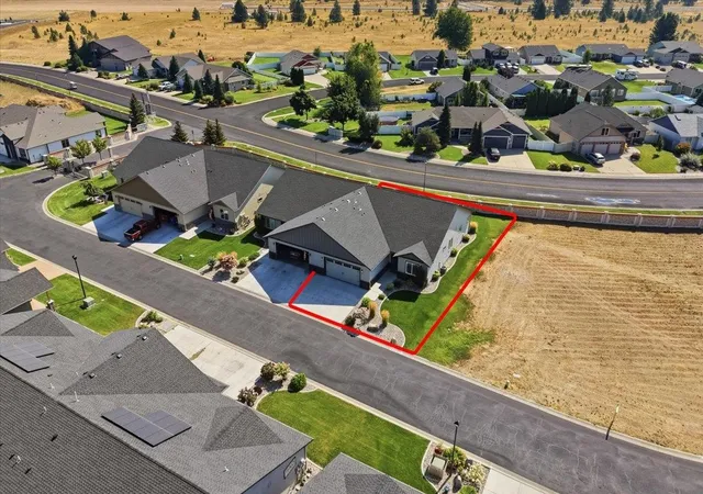 Photo 2 of Condo for sale at 1109 N Country Club Dr, Deer Park, WA 99006 | MLS# 202623294 | Listing updated on 2026-09-03