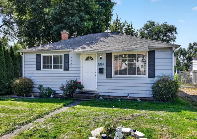 Photo 1 of Single family home for sale at 3524 E Cleveland Ave, Spokane, WA 99217 | MLS# 202623301 | Listing updated on 2026-10-06