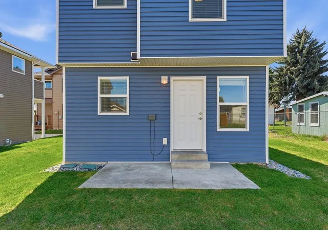 Photo 2 of Single family home for sale at 7125 N Crestline St, Spokane, WA 99217 | MLS# 202623309 | Listing updated on 2026-09-14