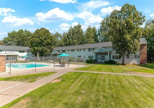 Photo 1 of Condo for sale at 250 N Raymond Rd, Spokane Valley, WA 99206 | MLS# 202623322 | Listing updated on 2026-09-19