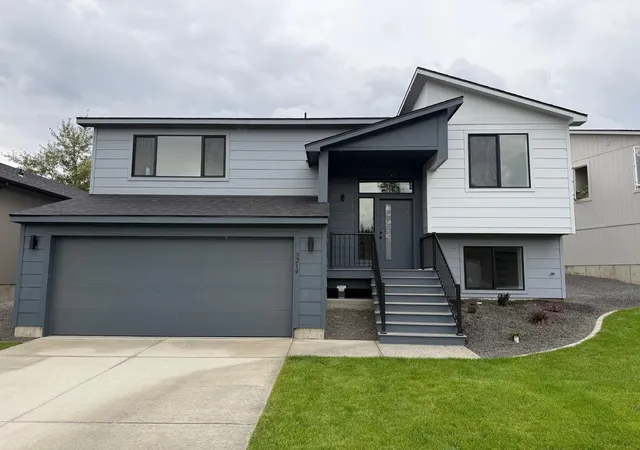 Photo 1 of Single family home for sale at 3214 S Custer Ln, Spokane, WA 99203 | MLS# 202623328 | Listing updated on 2026-09-04