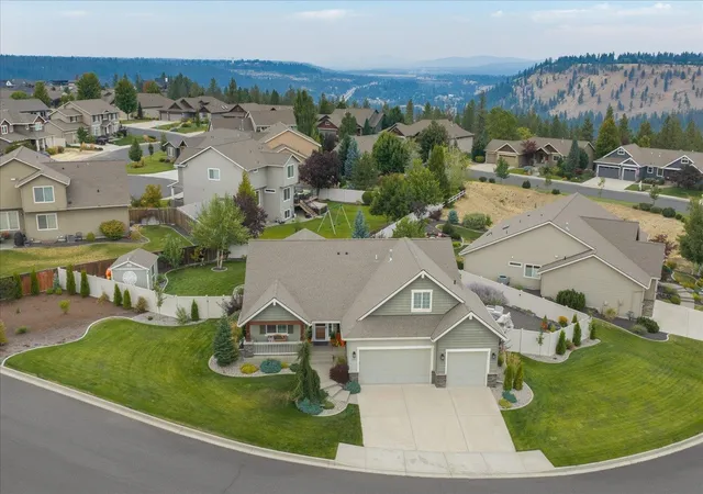 Single family home for sale at 5512 S Blueridge Dr, Spokane, WA 99224 | MLS# 202623346