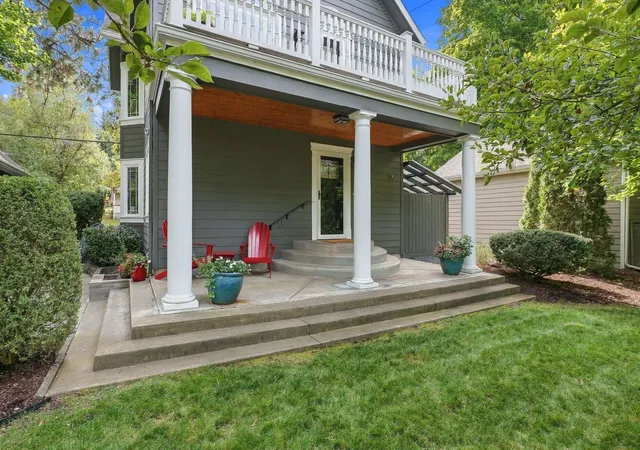 Photo 3 of Single family home for sale at 1727 E 16Th Ave, Spokane, WA 99203 | MLS# 202623347 | Listing updated on 2026-09-26