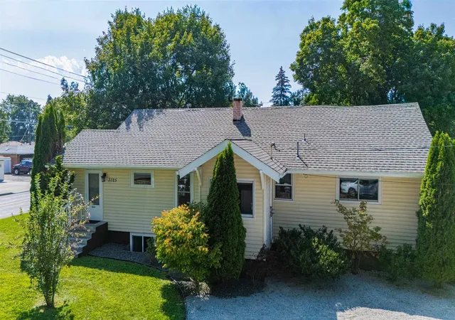 Photo 1 of Single family home for sale at 3325 N Vista Rd, Spokane Valley, WA 99212 | MLS# 202623353 | Listing updated on 2026-10-05