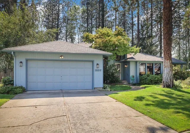 Photo 3 of Single family home for sale at 207 W Woodway Ave, Spokane, WA 99218 | MLS# 202623372 | Listing updated on 2026-09-04