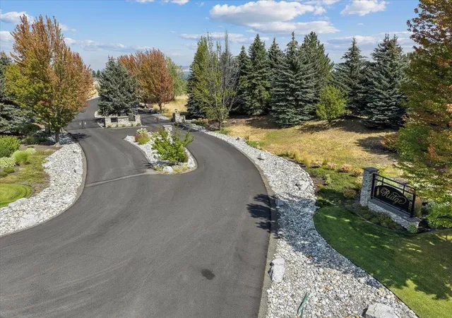 Photo 1 of Sale Pending at 13524 S Greyhawk Ln, Spokane, WA 99224 | MLS# 202623381 | Listing updated on 2026-09-22