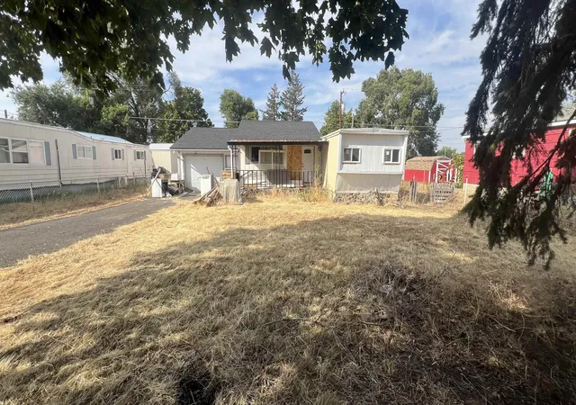 Photo 1 of Manufactured home for sale at 13412 W 13th Ave, Airway Heights, WA 99001 | MLS# 202623410 | Listing updated on 2026-10-06