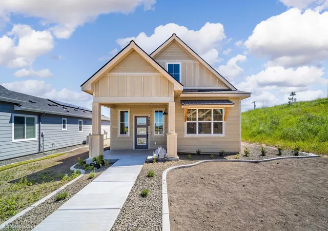 Photo 1 of Sale Pending at 12264 N Saragossa Dr, Spokane, WA 99218 | MLS# 202623414 | Listing updated on 2026-08-30