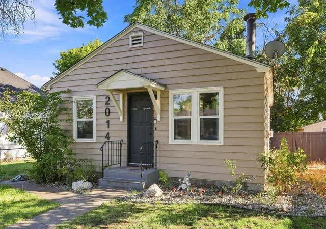 Photo 2 of Single family home for sale at 2014 E Cataldo Ave, Spokane, WA 99202 | MLS# 202623422 | Listing updated on 2026-09-10