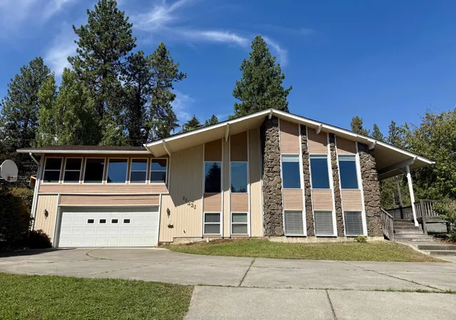 Photo 1 of Single family home for sale at 11221 E 21st Ave, Spokane Valley, WA 99206 | MLS# 202623424 | Listing updated on 2026-10-06