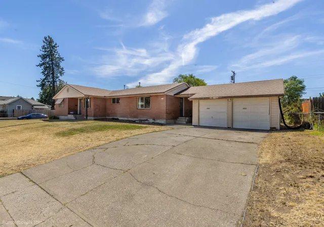 Photo 2 of Single family home for sale at 4703 N Stevens St, Spokane, WA 99205 | MLS# 202623433 | Listing updated on 2026-09-07