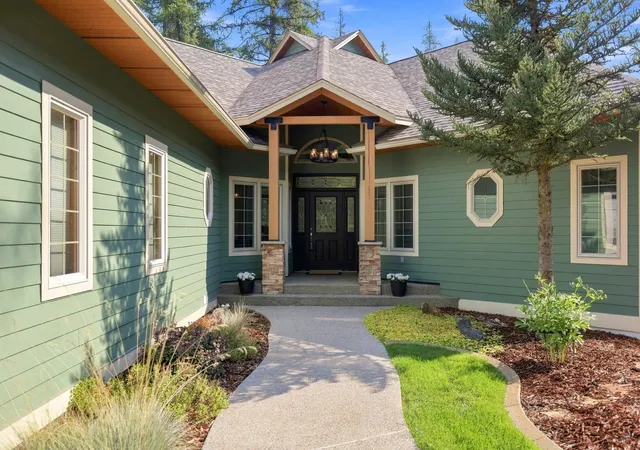Photo 2 of Single family home for sale at 639 Palmer Ln, Chewelah, WA 99109 | MLS# 202623436 | Listing updated on 2026-09-07