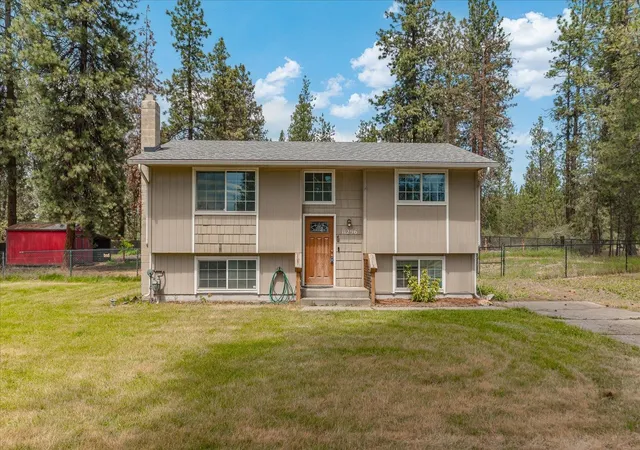 Photo 2 of Single family home for sale at 11296 W Sagewood Rd, Nine Mile Falls, WA 99026 | MLS# 202623455 | Listing updated on 2026-09-07