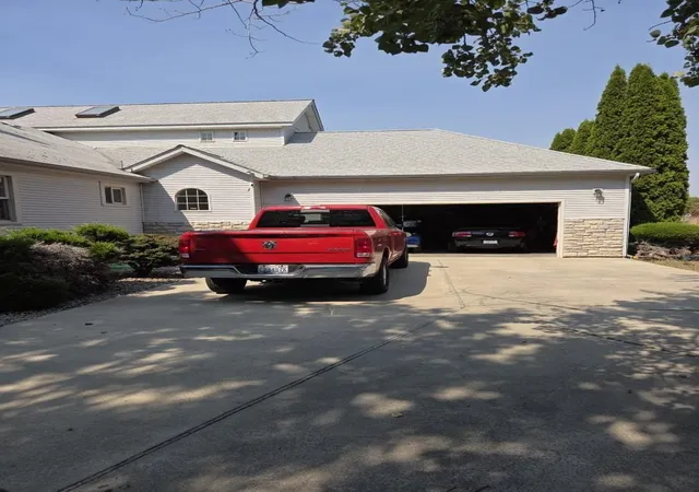 Photo 2 of Single family home for sale at 12117 E Valleyway Ave, Spokane Valley, WA 99206 | MLS# 202623517 | Listing updated on 2026-09-08