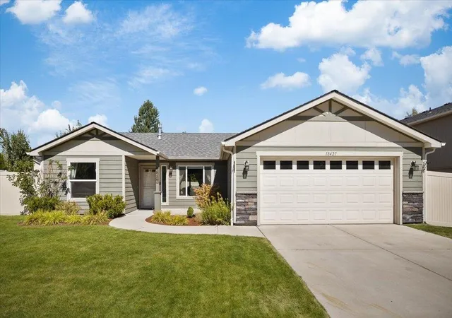 Single family home for sale at 18427 E Selkirk Ests Rd, Greenacres, WA 99016 | MLS# 202623566