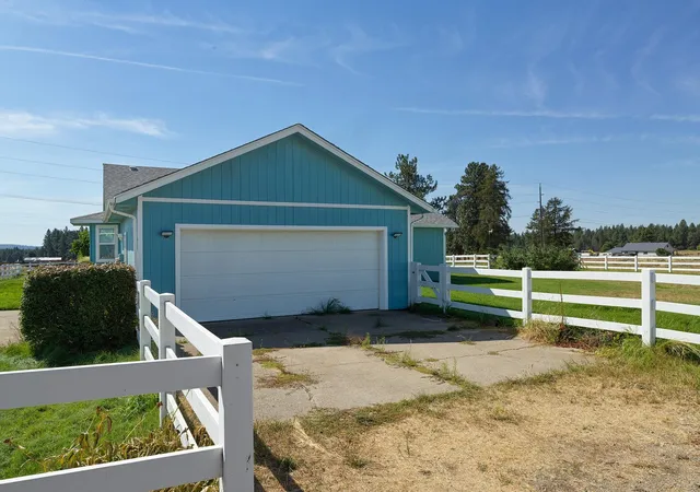 Photo 3 of Single family home for sale at 303 E Westmoreland Ave, Deer Park, WA | MLS# 202623576 | Listing updated on 2026-09-30