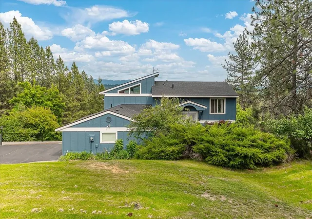 Single family home for sale at 23214 N Perry Rd, Colbert, WA 99005 | MLS# 202623593