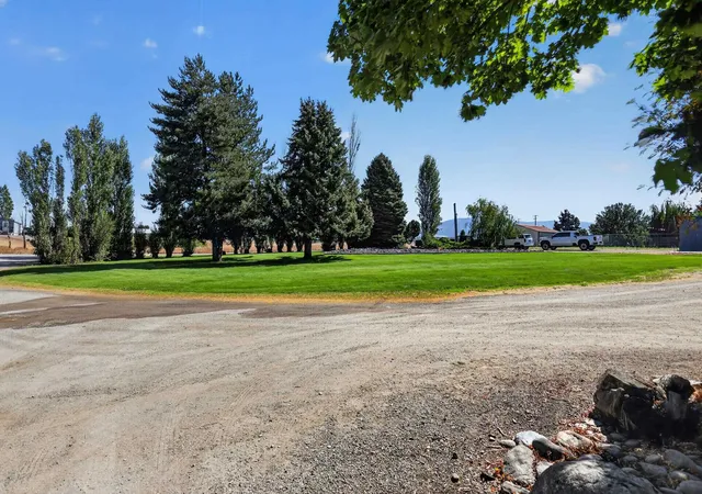 Photo 3 of Single family home for sale at 6225 N Malvern Rd, Otis Orchards, WA 99027 | MLS# 202623655 | Listing updated on 2026-09-18