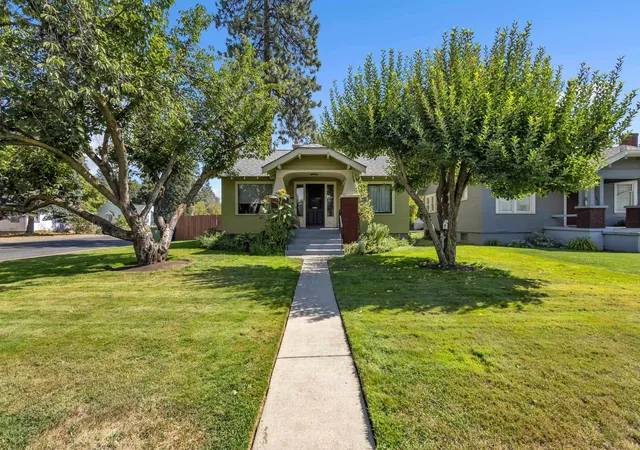 Photo 1 of Sale Pending at 3828 N East St, Spokane, WA 99205 | MLS# 202623677 | Listing updated on 2026-09-23
