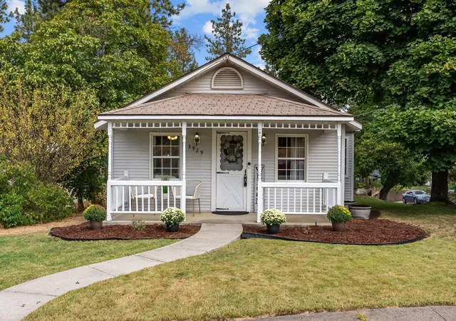 Photo 1 of Single family home for sale at 3929 E 8th Avenue, Spokane, WA 99202 | MLS# 202623694 | Listing updated on 2026-10-08