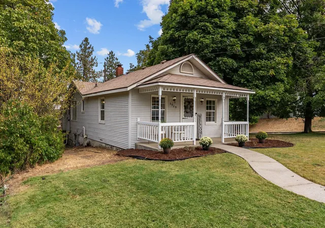 Photo 2 of Single family home for sale at 3929 E 8th Avenue, Spokane, WA 99202 | MLS# 202623694 | Listing updated on 2026-10-08