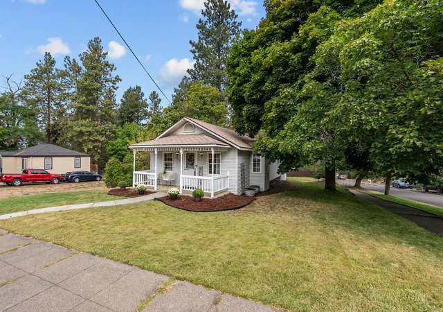 Photo 3 of Single family home for sale at 3929 E 8th Avenue, Spokane, WA 99202 | MLS# 202623694 | Listing updated on 2026-10-08