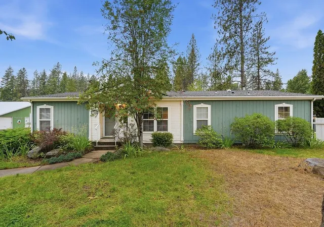 Photo 1 of Manufactured home for sale at 27609 N River Ests Rd, Chattaroy, WA 99003 | MLS# 202623705 | Listing updated on 2026-10-07