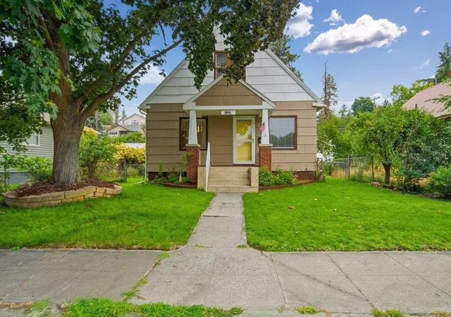 Photo 1 of Single family home for sale at 1724 W Cleveland Ave, Spokane, WA | MLS# 202623714 | Listing updated on 2026-09-24