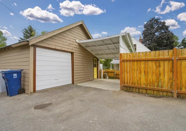 Photo 3 of Single family home for sale at 1724 W Cleveland Ave, Spokane, WA | MLS# 202623714 | Listing updated on 2026-09-24
