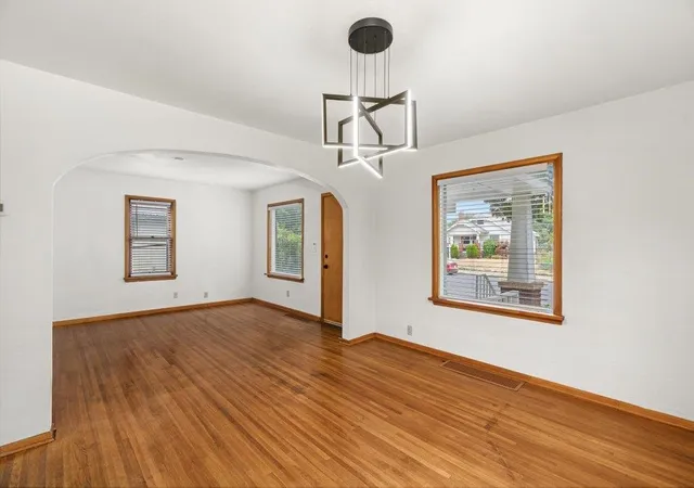 Photo 3 of Single family home for sale at 1724 W Cleveland Ave, Spokane, WA | MLS# 202623714 | Listing updated on 2026-09-24