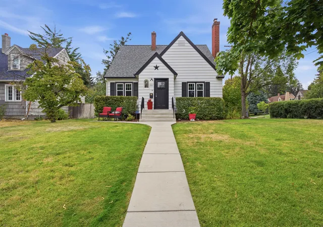 Photo 1 of Single family home for sale at 2821 S Monroe St, Spokane, WA 99203 | MLS# 202623723 | Listing updated on 2026-09-28
