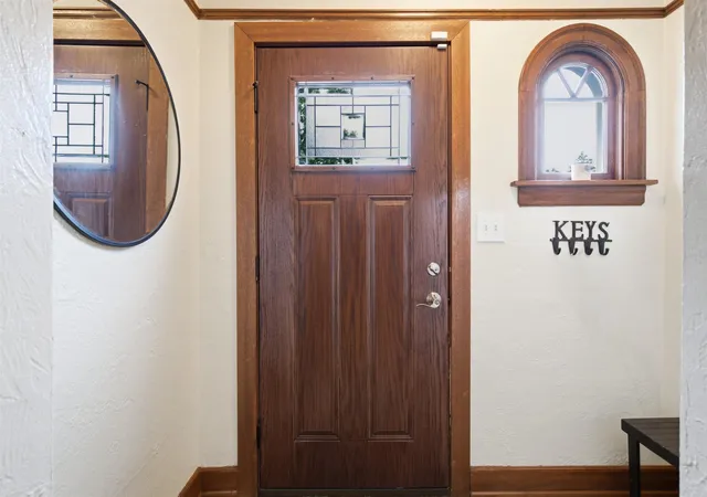 Photo 3 of Single family home for sale at 2821 S Monroe St, Spokane, WA 99203 | MLS# 202623723 | Listing updated on 2026-09-28