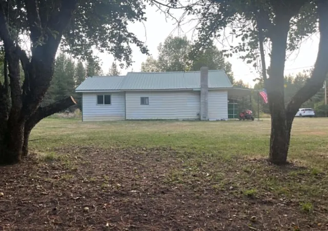 Photo 2 of Single family home for sale at 229 W Chippewa Ave, Ione, WA 99139 | MLS# 202623733 | Listing updated on 2026-10-09
