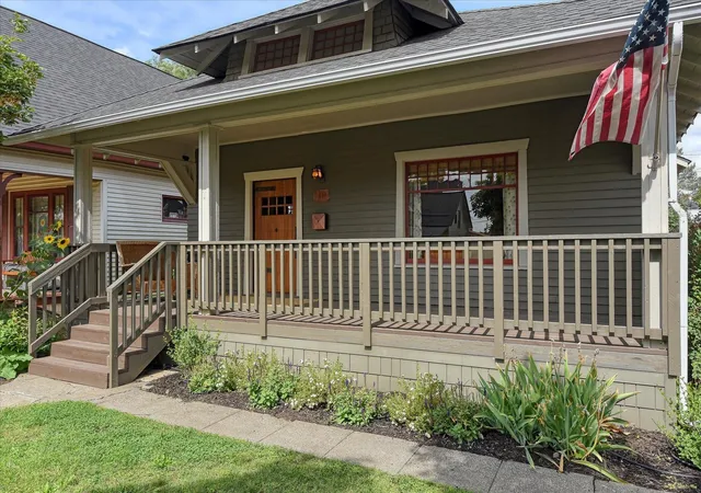 Photo 1 of Sale Pending at 2612 W Dean Ave, Spokane, WA 99201 | MLS# 202623739 | Listing updated on 2026-10-18