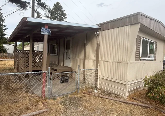 Photo 3 of Manufactured home for sale at 5820 E 4th Avenue, Spokane Valley, WA 99212 | MLS# 202623758 | Listing updated on 2026-10-08