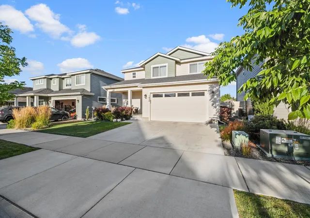 Photo 3 of Sale Pending at 1650 N Meyers Ct, Liberty Lake, WA 99016 | MLS# 202623762 | Listing updated on 2026-09-29