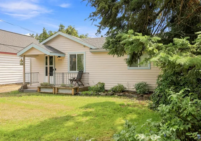 Photo 2 of Single family home for sale at 7206 E Euclid Ave, Spokane Valley, WA 99212 | MLS# 202623775 | Listing updated on 2026-10-20