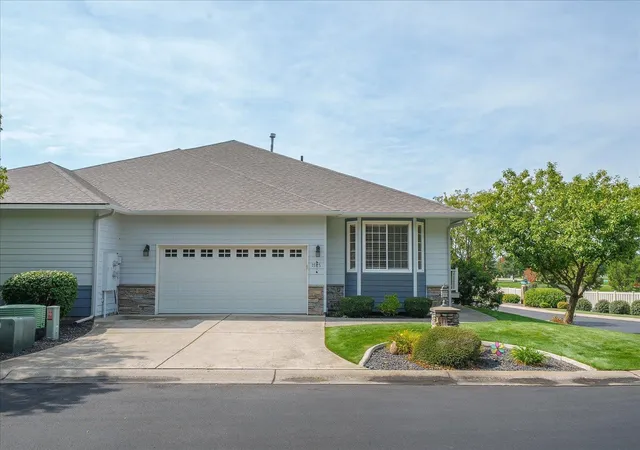 Photo 2 of Single family home for sale at 1525 N Lancashire Ln, Liberty Lake, WA 99019 | MLS# 202623795 | Listing updated on 2026-09-28