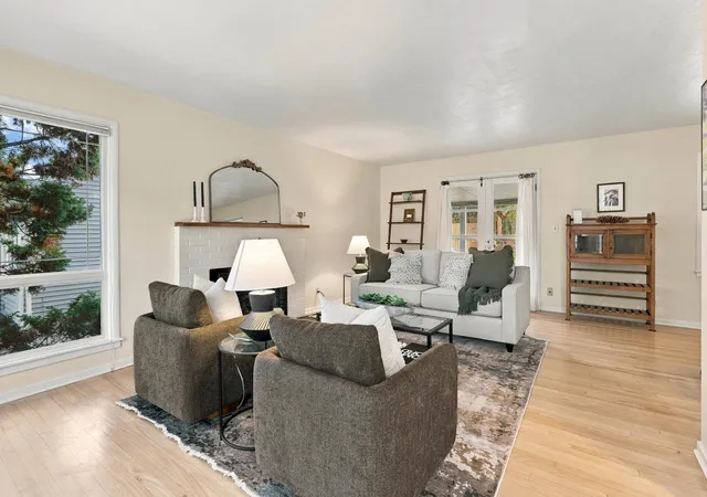 Photo 3 of Single family home for sale at 1429 S Walnut St, Spokane, WA 99203 | MLS# 202623797 | Listing updated on 2026-10-22