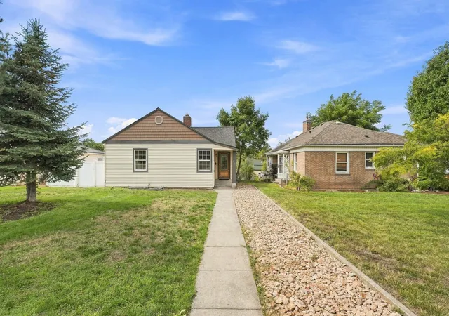 Photo 2 of Sale Pending at 2523 N Calispel St, Spokane, WA 99205 | MLS# 202623812 | Listing updated on 2026-10-08