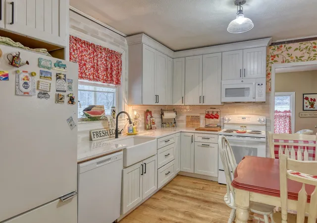 Photo 3 of Single family home for sale at 3926 E Chattaroy Rd, Chattaroy, WA 99003 | MLS# 202623831 | Listing updated on 2026-09-22