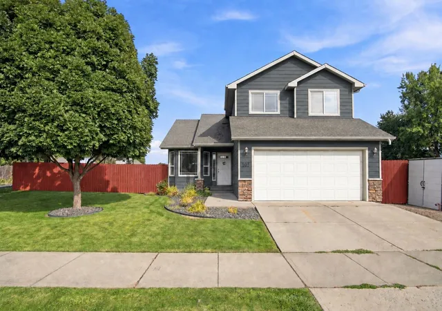 Single family home for sale at 105 S Long Rd, Spokane Valley, WA 99016 | MLS# 202623882