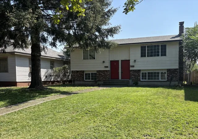 Multi family home for sale at 1808 E Sharp Ave, Spokane, WA 99202 | MLS# 202623889