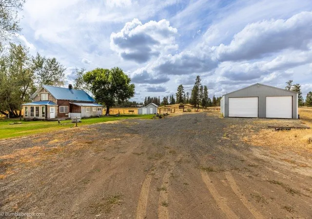 Photo 2 of Single family home for sale at 24210 S East St, Cheney, WA 99004 | MLS# 202623893 | Listing updated on 2026-09-15