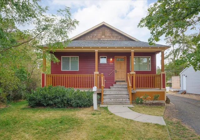 Photo 2 of Single family home for sale at 3914 E 30th Avenue, Spokane, WA 99223 | MLS# 202623896 | Listing updated on 2026-10-04