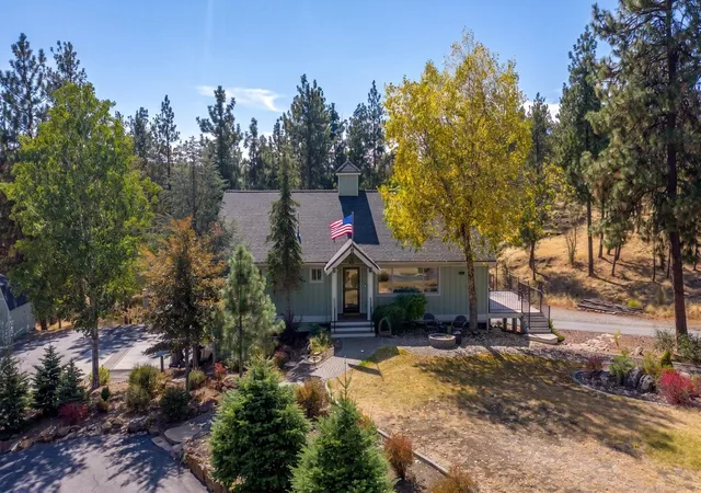 Photo 1 of Single family home for sale at 2712 N Chase Ln, Liberty Lake, WA 99019 | MLS# 202623898 | Listing updated on 2026-10-25